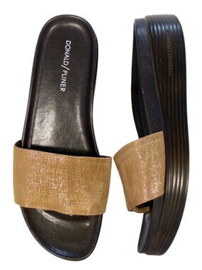 DONALD J PLINER Fiji $158 Metallic Bronze Platform Thong Sandals 9